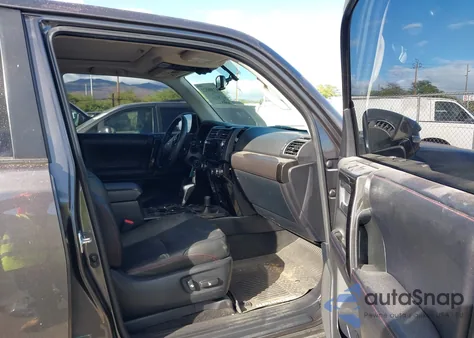 2019 Toyota 4Runner Trd Off Road Premium z USA, uszkodzony, nr VIN JTEBU5JR3K5720322